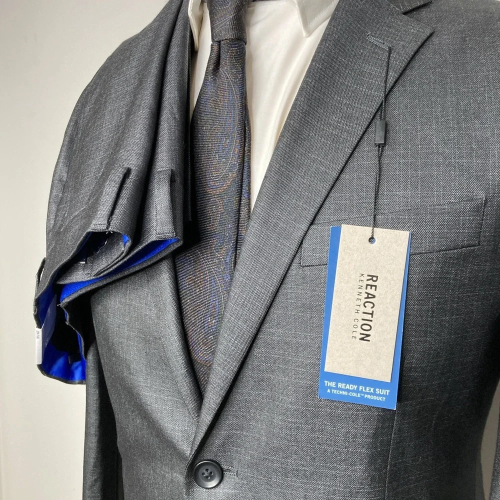 Kenneth Cole Reaction Men 2-pc Techni-Cole Suit GunMetal 40S Jacket Pant 32W 30L